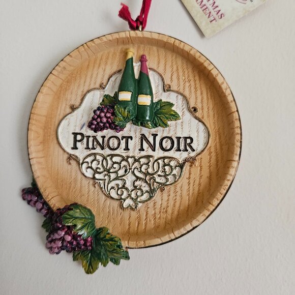 Kurt S. Adler “Pinot Noir” Wine Ornament 3” – Perfect Vintage - Picture 2 of 7